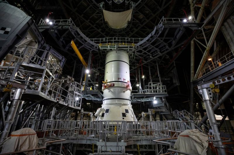 Во Флориде начали собирать SLS – огромную ракету НАСА для полета на Луну