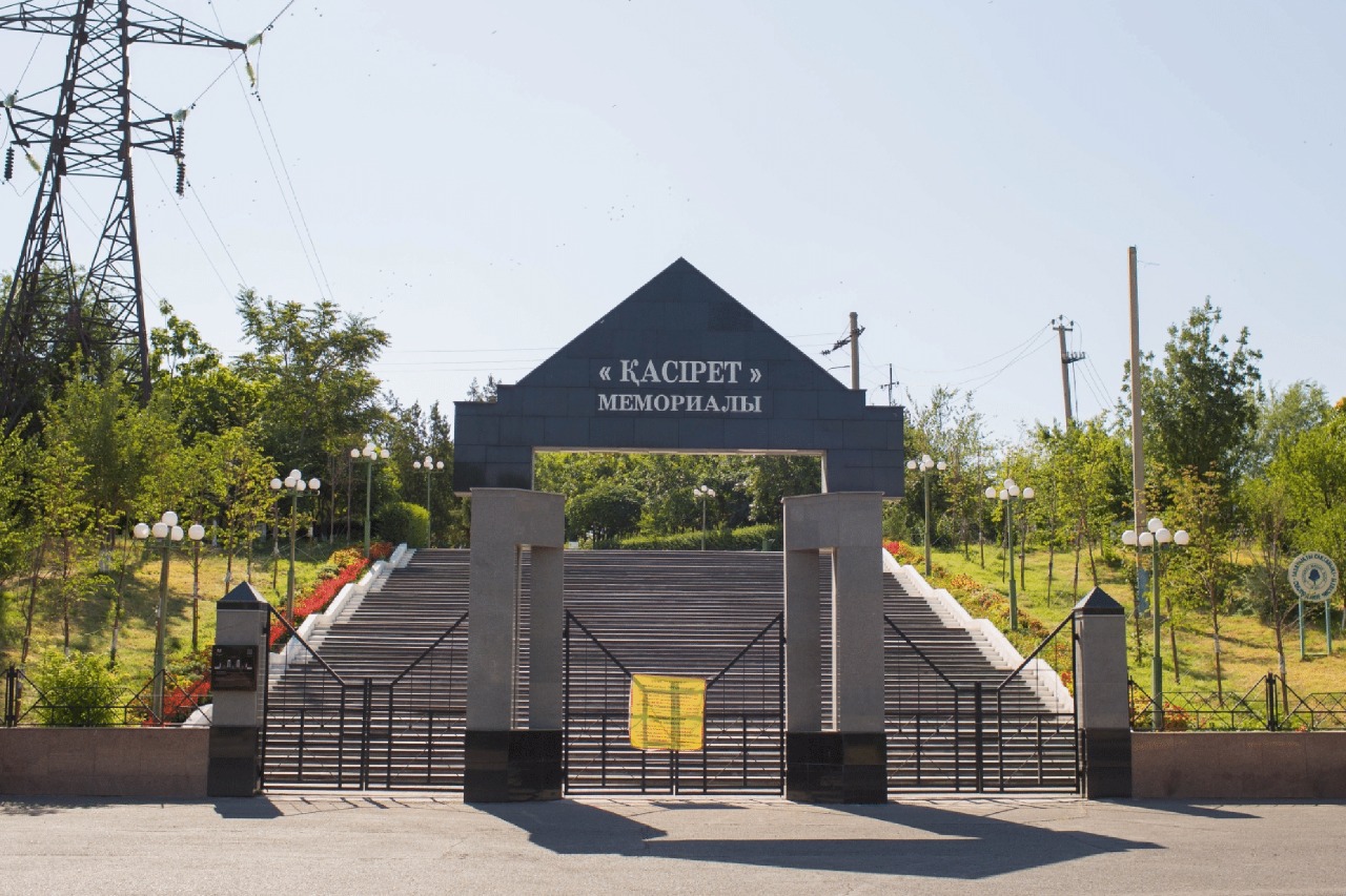 В Шымкенте озеленили мемориал «Қасірет»