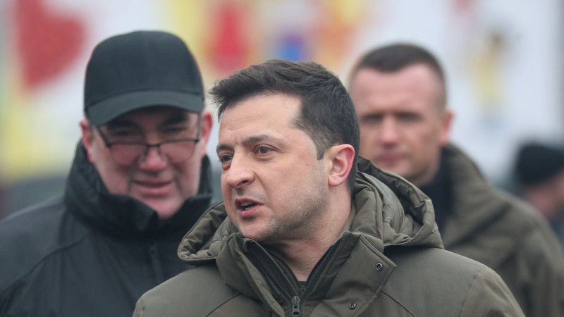 «Даю 24 часа». Зеленский обратился к покинувшим Украину миллиардерам и депутатам