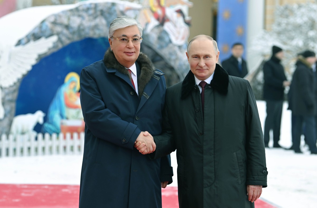 Касым-Жомарт Токаев посетил ряд культурных объектов в Санкт-Петербурге