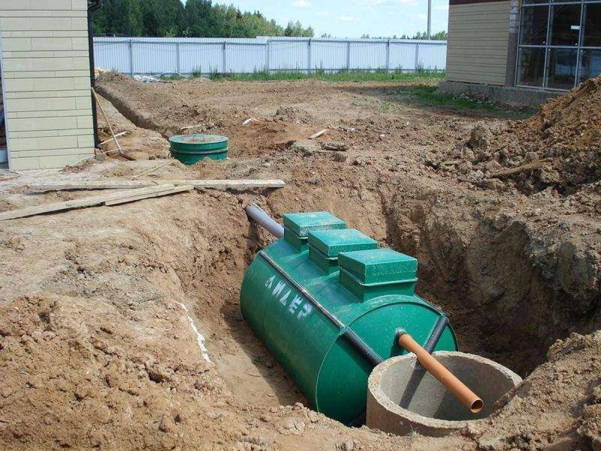 Пропавшего мужчину нашли в мертвым в септике
