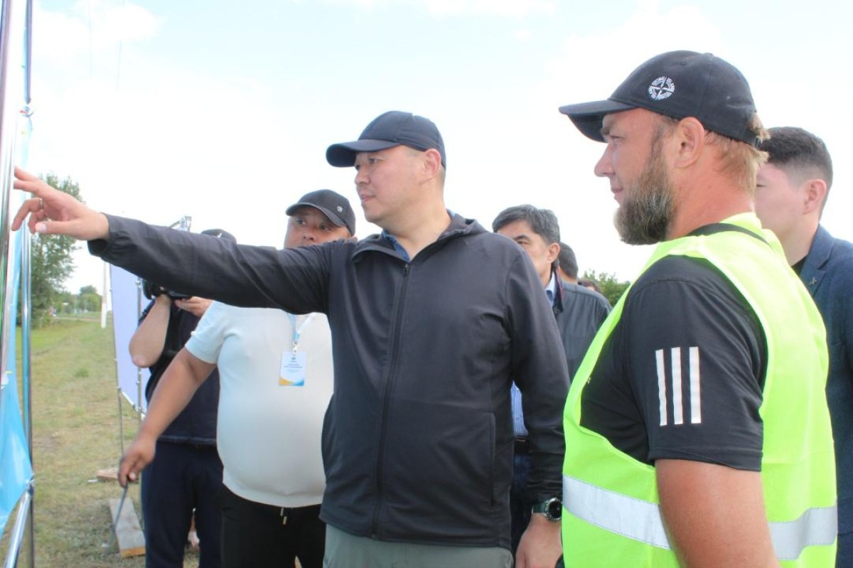 В село Вознесенка приехал министр