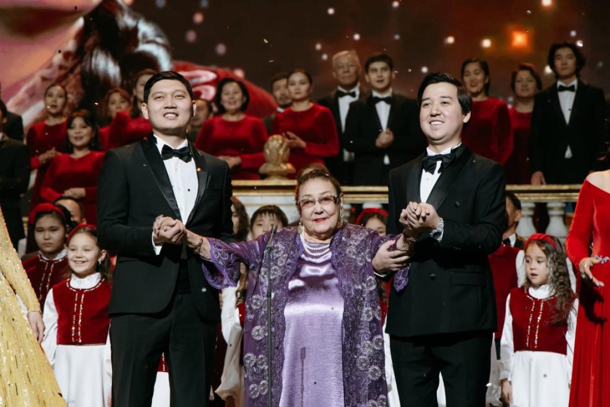 Бибигуль Тулегенова отметила 95-летие (+ФОТО)
